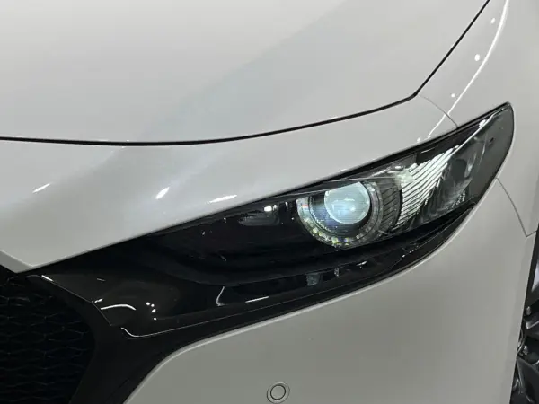 2022 Mazda 3 Fastback — photo 8 | Tuminion Kenya