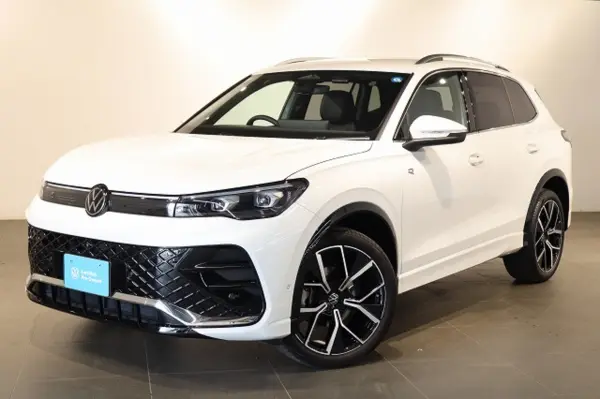 2025 Volkswagen Tiguan — photo 1