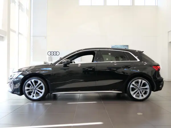 2025 Audi A3 Sportback — photo 3 | Tuminion Kenya