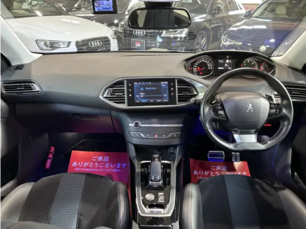 2020 Peugeot 308 — photo 3 | Tuminion Kenya