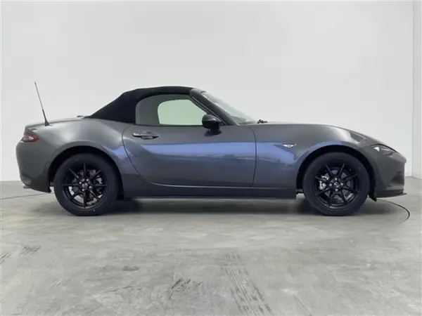 2022 Mazda Roadster — photo 9 | Tuminion Kenya