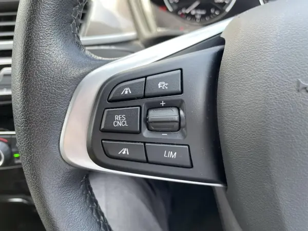 2022 Bmw X1 — photo 8 | Tuminion Kenya