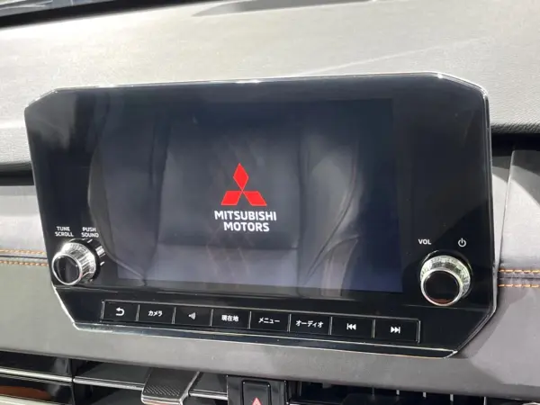 2022 Mitsubishi Outlander — photo 7 | Tuminion Kenya