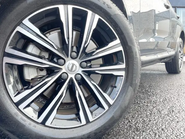 2022 Volvo Xc60 — photo 9 | Tuminion Kenya