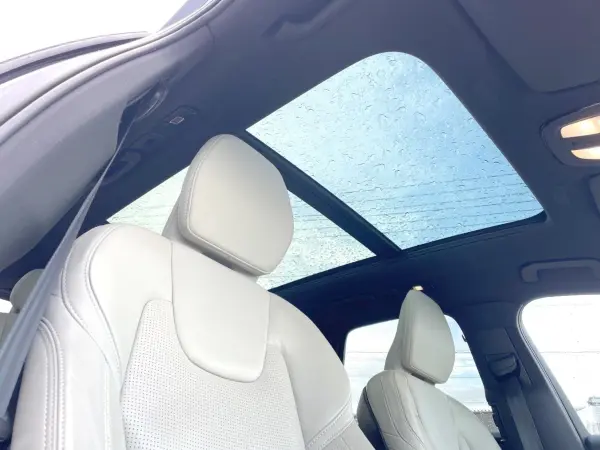 2022 Volvo Xc60 — photo 3 | Tuminion Kenya