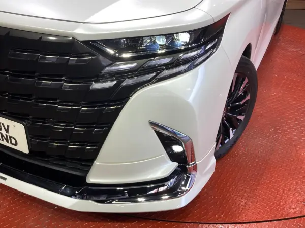 2023 Toyota Alphard — photo 9 | Tuminion Kenya