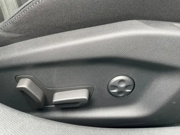 2025 Peugeot 308 — photo 9 | Tuminion Kenya