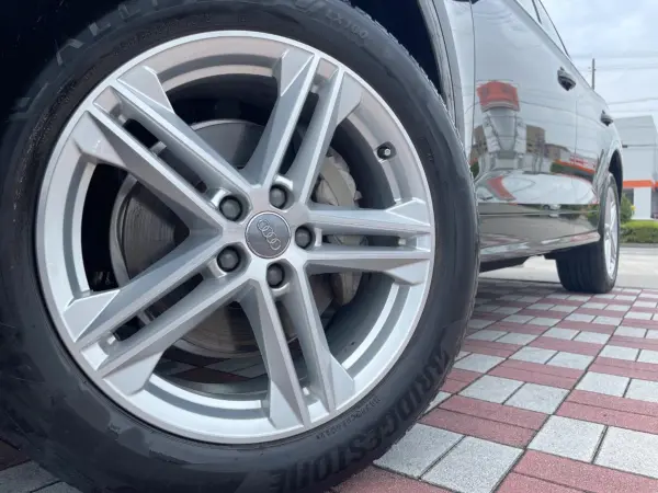 2020 Audi Q5 — photo 9 | Tuminion Kenya