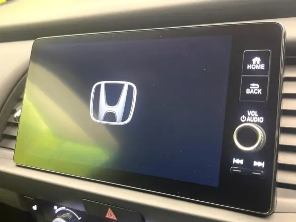 2021 Honda Fit — photo 3 | Tuminion Kenya