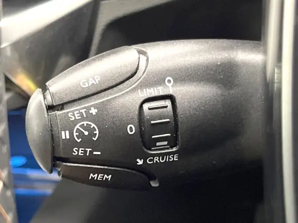 2020 Peugeot 3008 — photo 7 | Tuminion Kenya