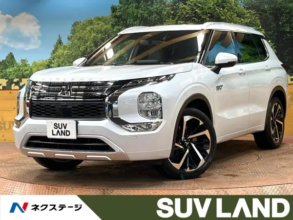 2022 Mitsubishi Outlander — photo 1