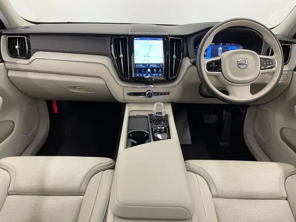 2023 Volvo Xc60 — photo 2 | Tuminion Kenya