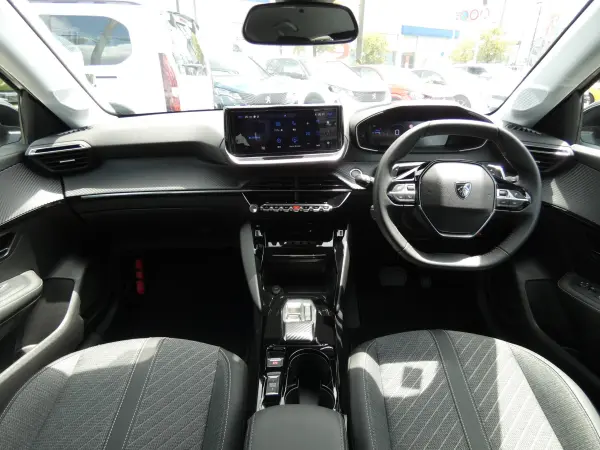 2025 Peugeot 208 — photo 3 | Tuminion Kenya