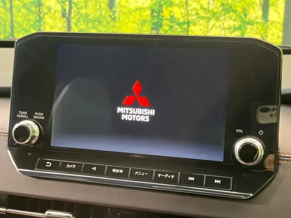 2023 Mitsubishi Outlander — photo 7 | Tuminion Kenya
