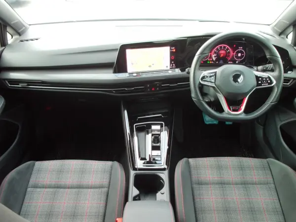 2022 Volkswagen Golf — photo 2 | Tuminion Kenya