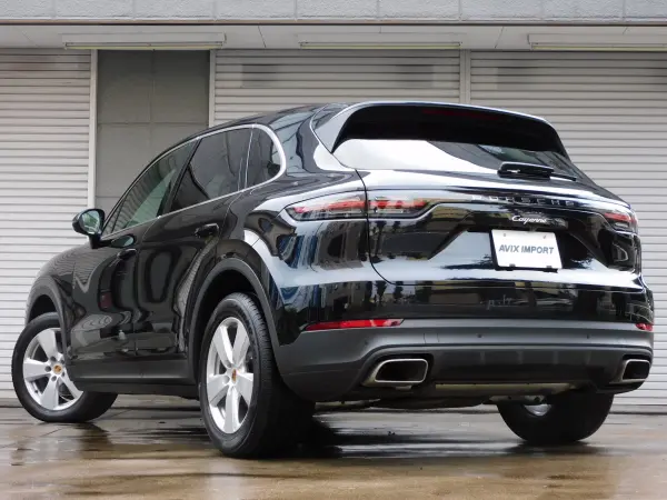 2018 Porsche Cayenne — photo 2 | Tuminion Kenya