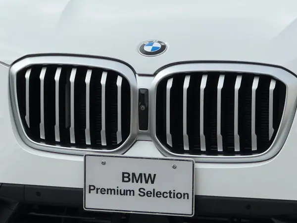 2022 Bmw X3 — photo 2 | Tuminion Kenya
