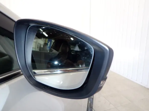 2024 Mazda 3 Fastback — photo 3 | Tuminion Kenya