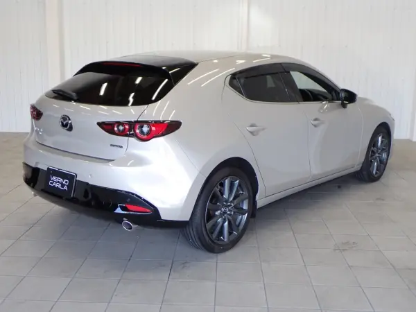 2024 Mazda 3 Fastback — photo 8 | Tuminion Kenya