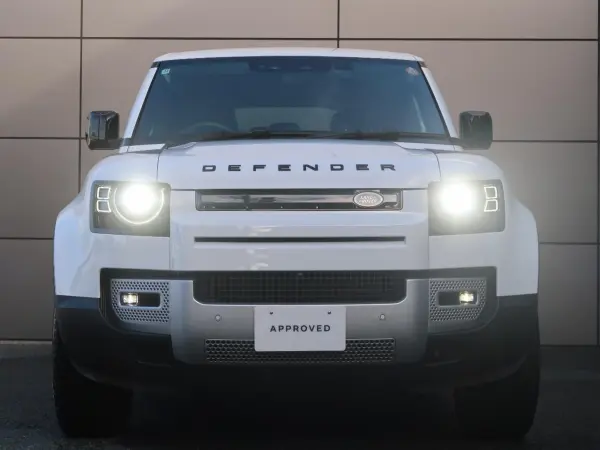 2025 Landrover Defender — photo 9 | Tuminion Kenya