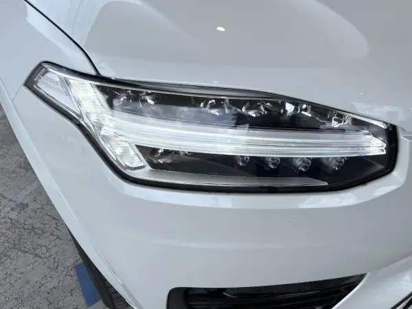 2023 Volvo Xc90 — photo 8 | Tuminion Kenya