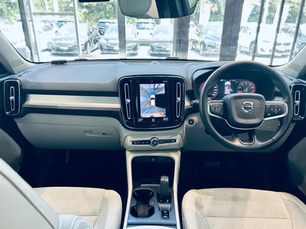 2020 Volvo Xc40 — photo 2 | Tuminion Kenya