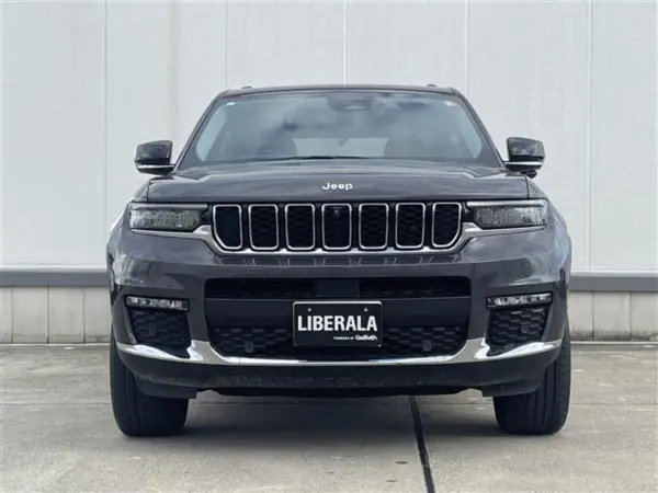2023 Jeep Grand Cherokee — photo 2 | Tuminion Kenya