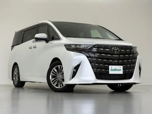 2023 Toyota Alphard — photo 8 | Tuminion Kenya