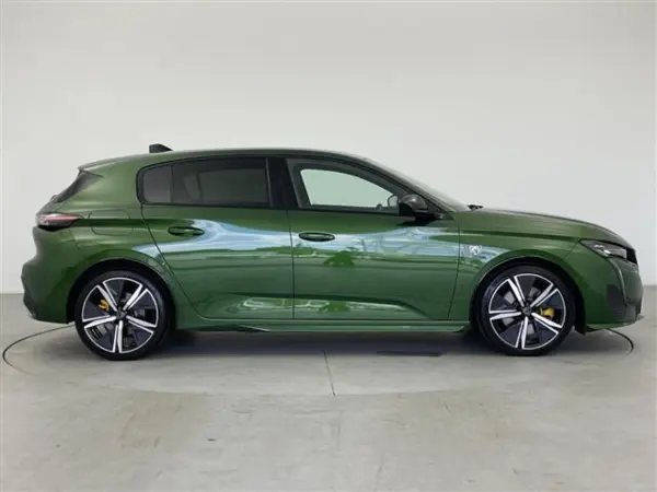 2022 Peugeot 308 — photo 9 | Tuminion Kenya