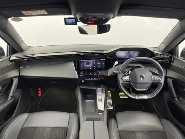 2022 Peugeot 308 — photo 2 | Tuminion Kenya
