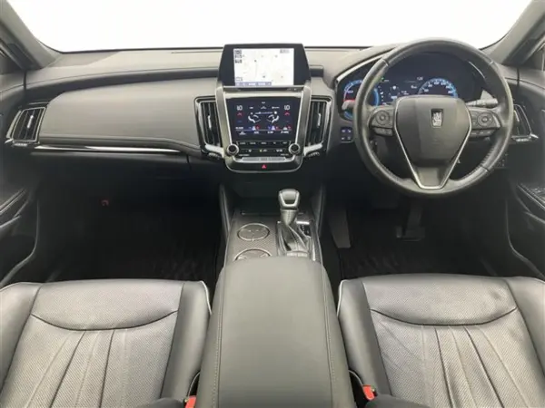 2019 Toyota Crown — photo 2 | Tuminion Kenya