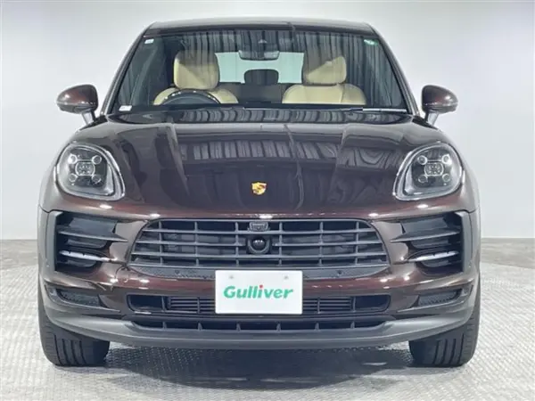 2021 Porsche Macan — photo 9 | Tuminion Kenya