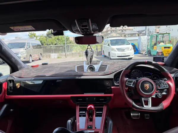 2018 Porsche Cayenne — photo 3 | Tuminion Kenya