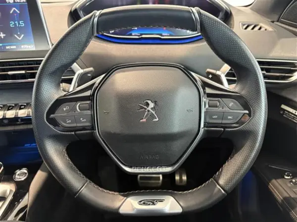 2021 Peugeot 3008 — photo 3 | Tuminion Kenya