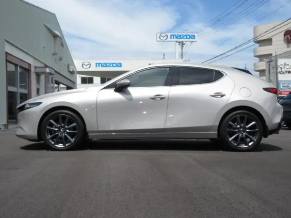 2023 Mazda 3 Fastback — photo 3 | Tuminion Kenya