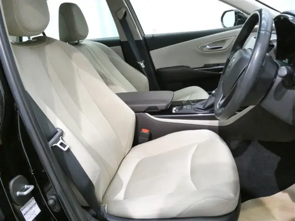 2020 Toyota Crown — photo 8 | Tuminion Kenya