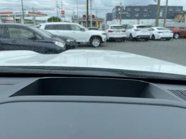 2023 Toyota Landrcuiser 300 — photo 8 | Tuminion Kenya