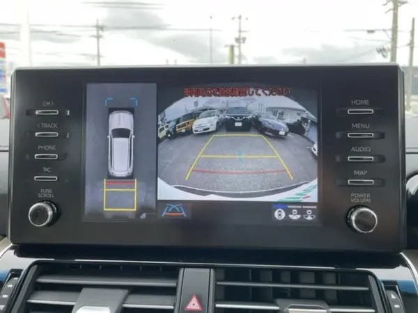 2023 Toyota Landrcuiser 300 — photo 7 | Tuminion Kenya