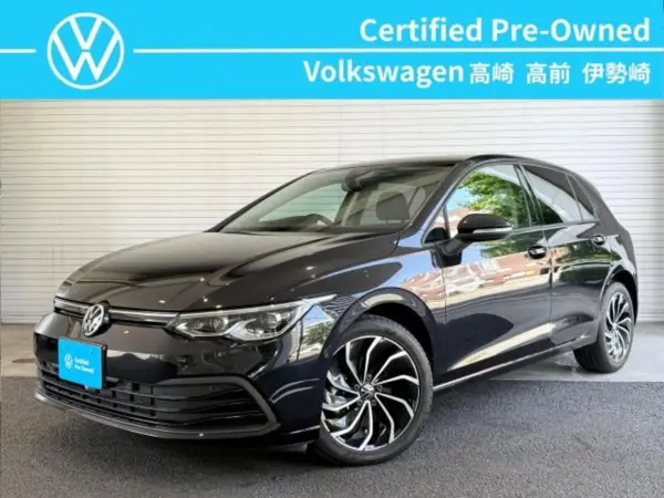 2024 Volkswagen Golf — photo 1