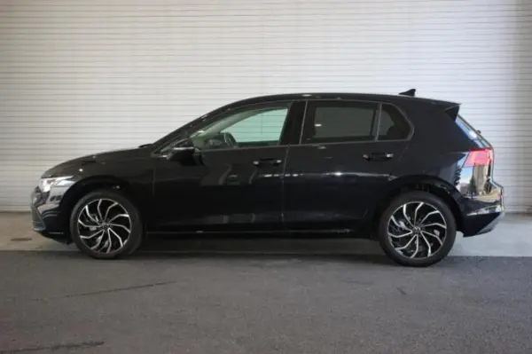 2024 Volkswagen Golf — photo 2 | Tuminion Kenya