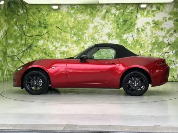 2024 Mazda Roadster — photo 8 | Tuminion Kenya