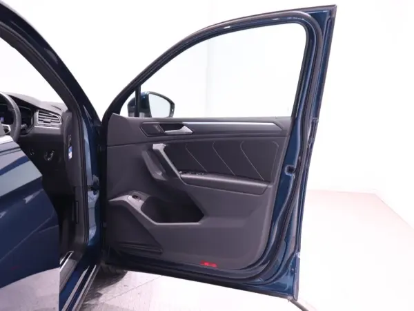 2021 Volkswagen Tiguan — photo 8 | Tuminion Kenya