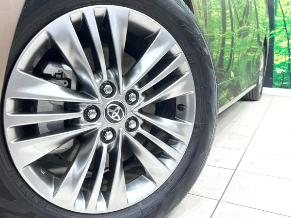 2023 Toyota Alphard — photo 9 | Tuminion Kenya