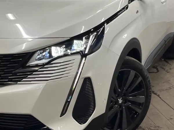 2023 Peugeot 3008 — photo 8 | Tuminion Kenya