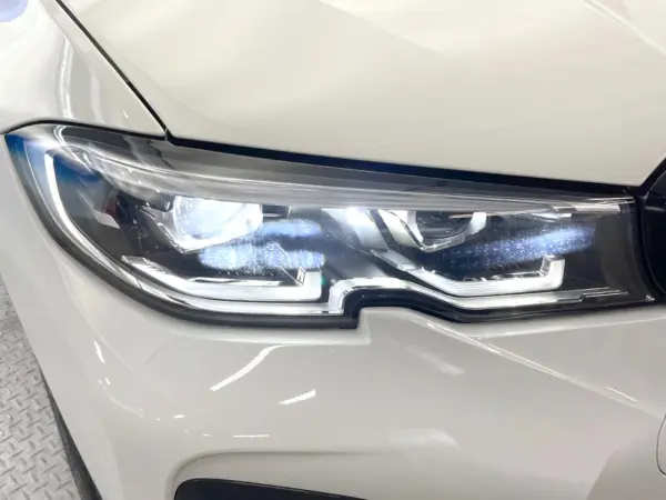 2021 Bmw 3 Series — photo 9 | Tuminion Kenya