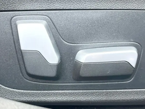 2021 Bmw 3 Series — photo 3 | Tuminion Kenya