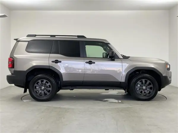 2025 Land Cruiser 250 — photo 9 | Tuminion Kenya