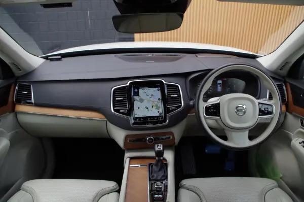 2019 Volvo Xc90 — photo 2 | Tuminion Kenya