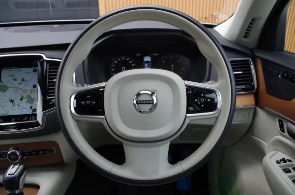 2019 Volvo Xc90 — photo 7 | Tuminion Kenya