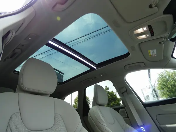 2025 Volvo Xc60 — photo 2 | Tuminion Kenya